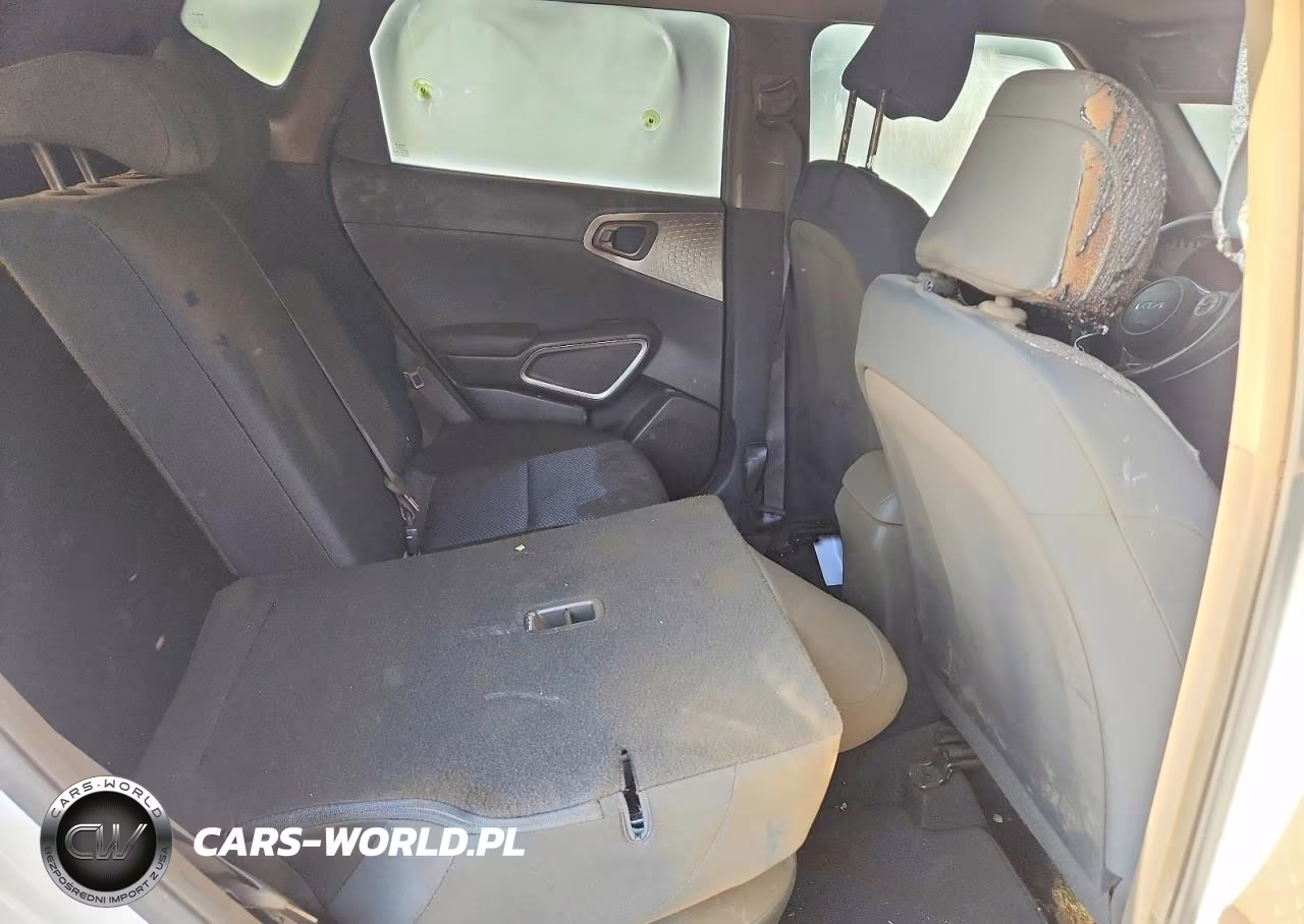 2022 Kia Soul X-Line VIN:KNDJ23AU3N7173074 - 10