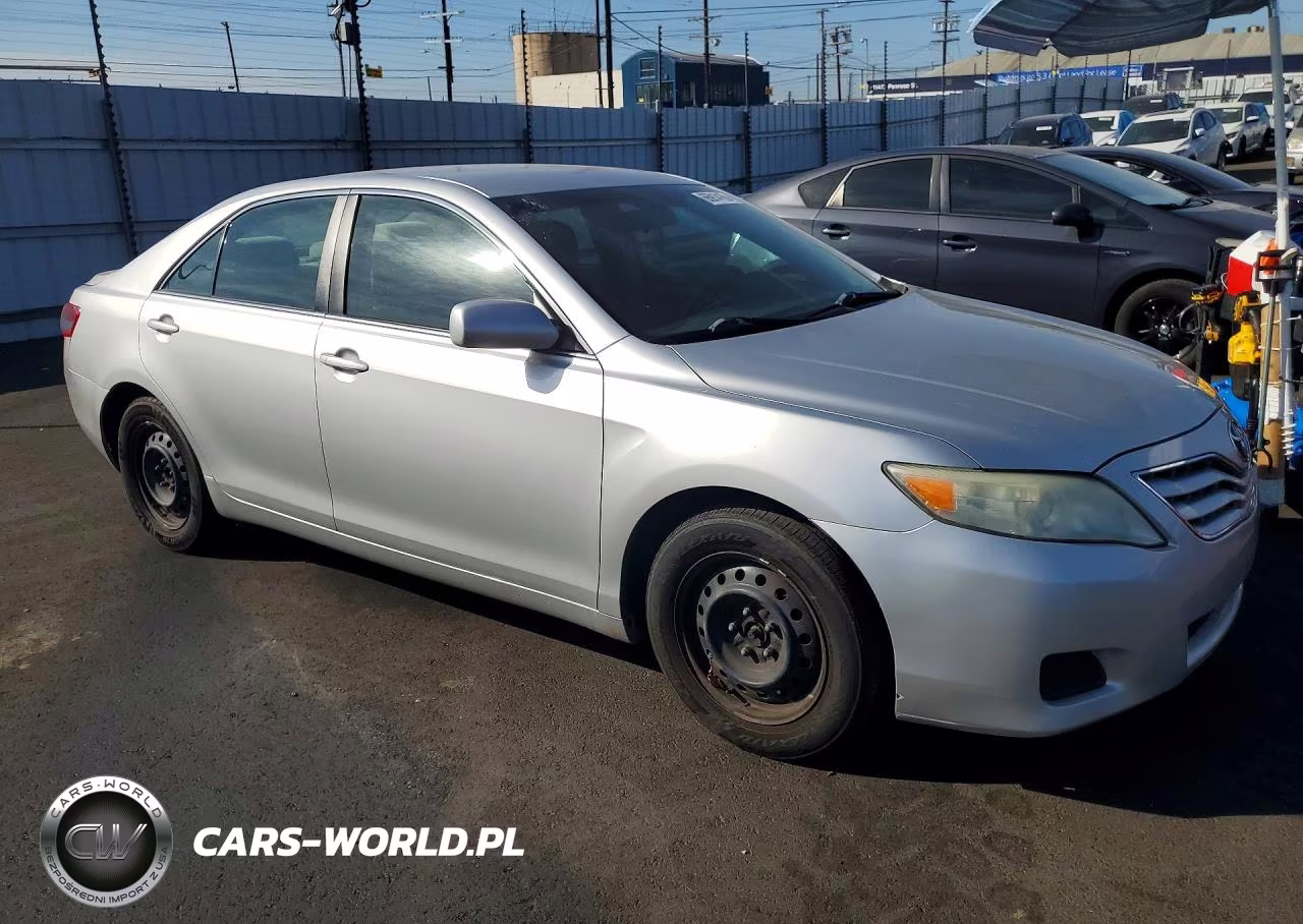 2010 Toyota Camry Le VIN:4T1BF3EK1AU052438 - 4