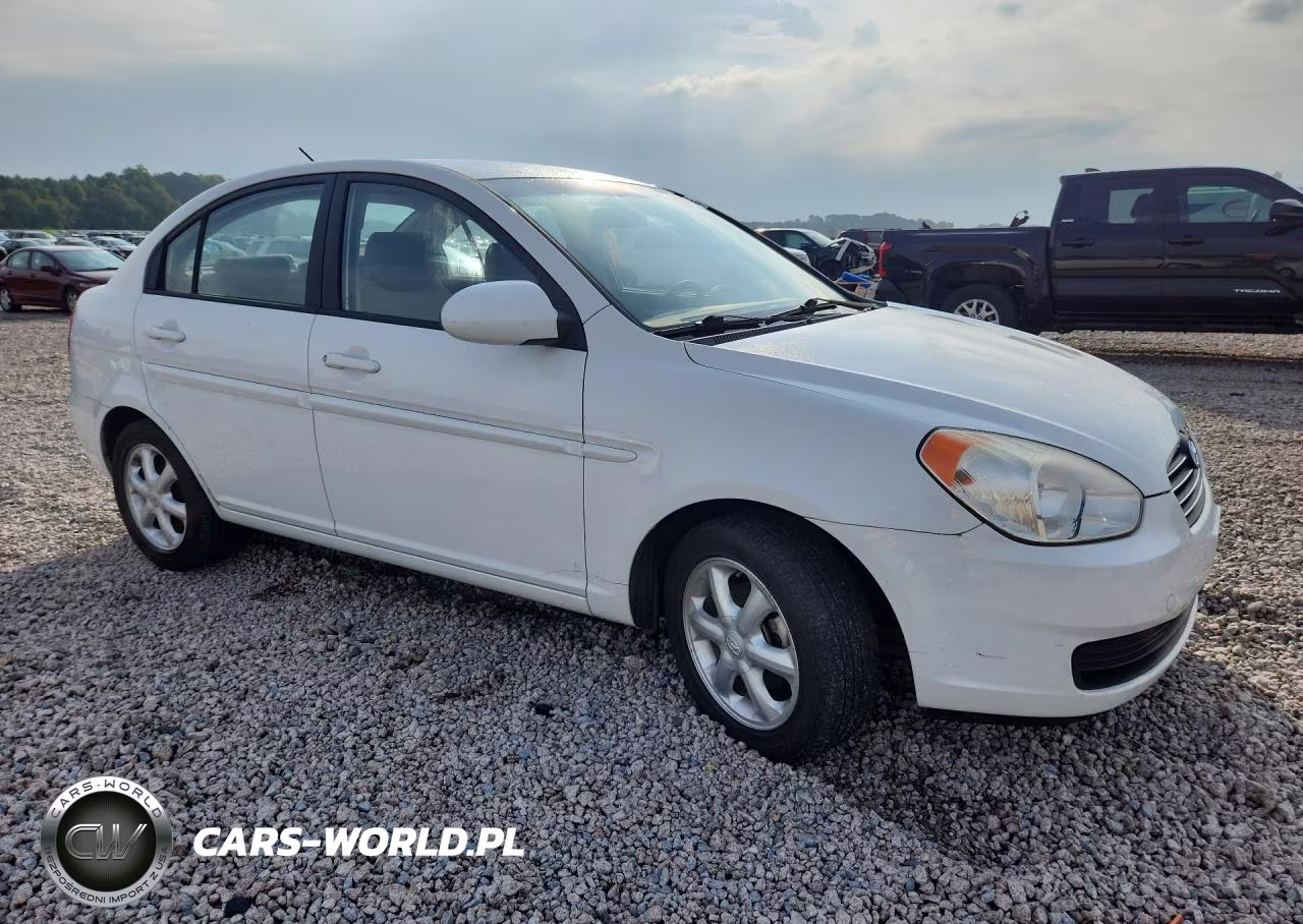 2008 Hyundai Accent Gls VIN:KMHCN46C38U250999 - 4