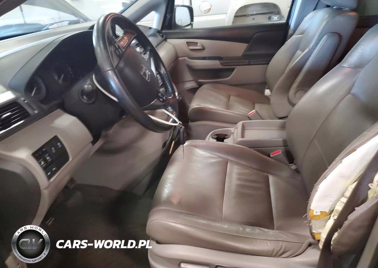2011 Honda Odyssey Touring VIN:5FNRL5H98BB013727 - 7