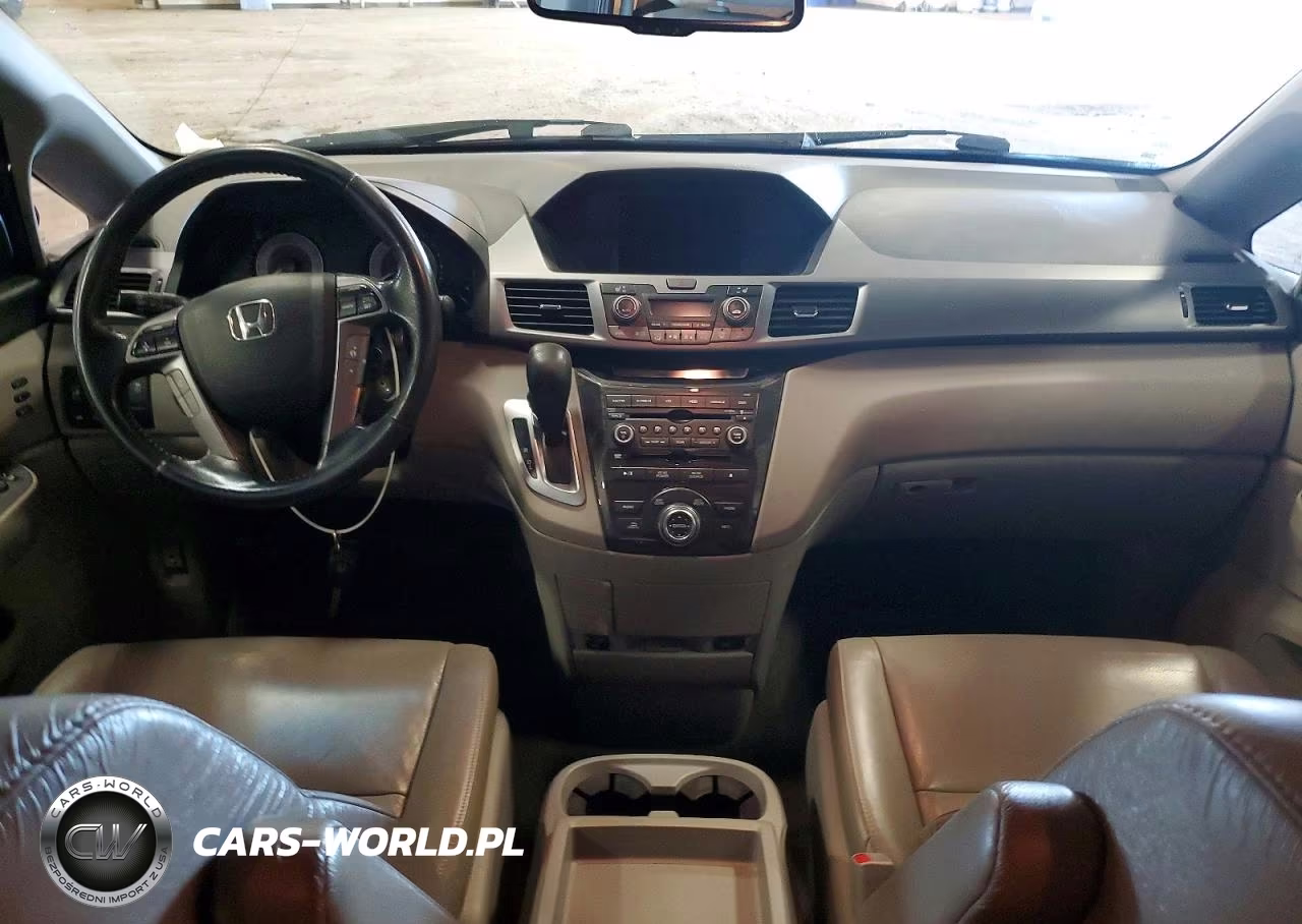 2011 Honda Odyssey Touring VIN:5FNRL5H98BB013727 - 8