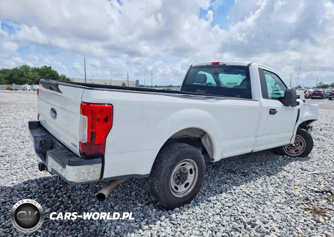 2017 Ford F250 Super Duty VIN:1FTBF2A63HEC88777 - 3