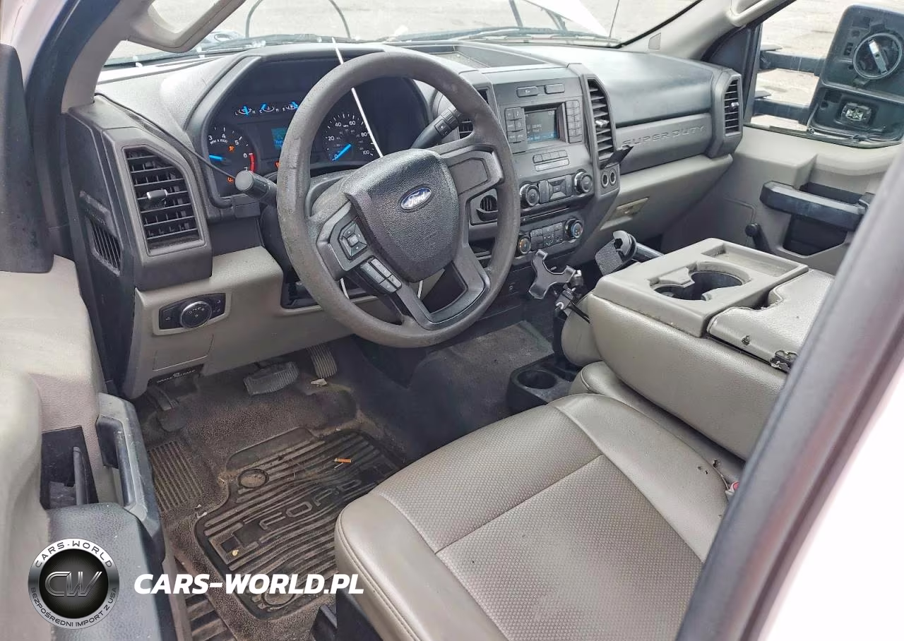 2017 Ford F250 Super Duty VIN:1FTBF2A63HEC88777 - 8