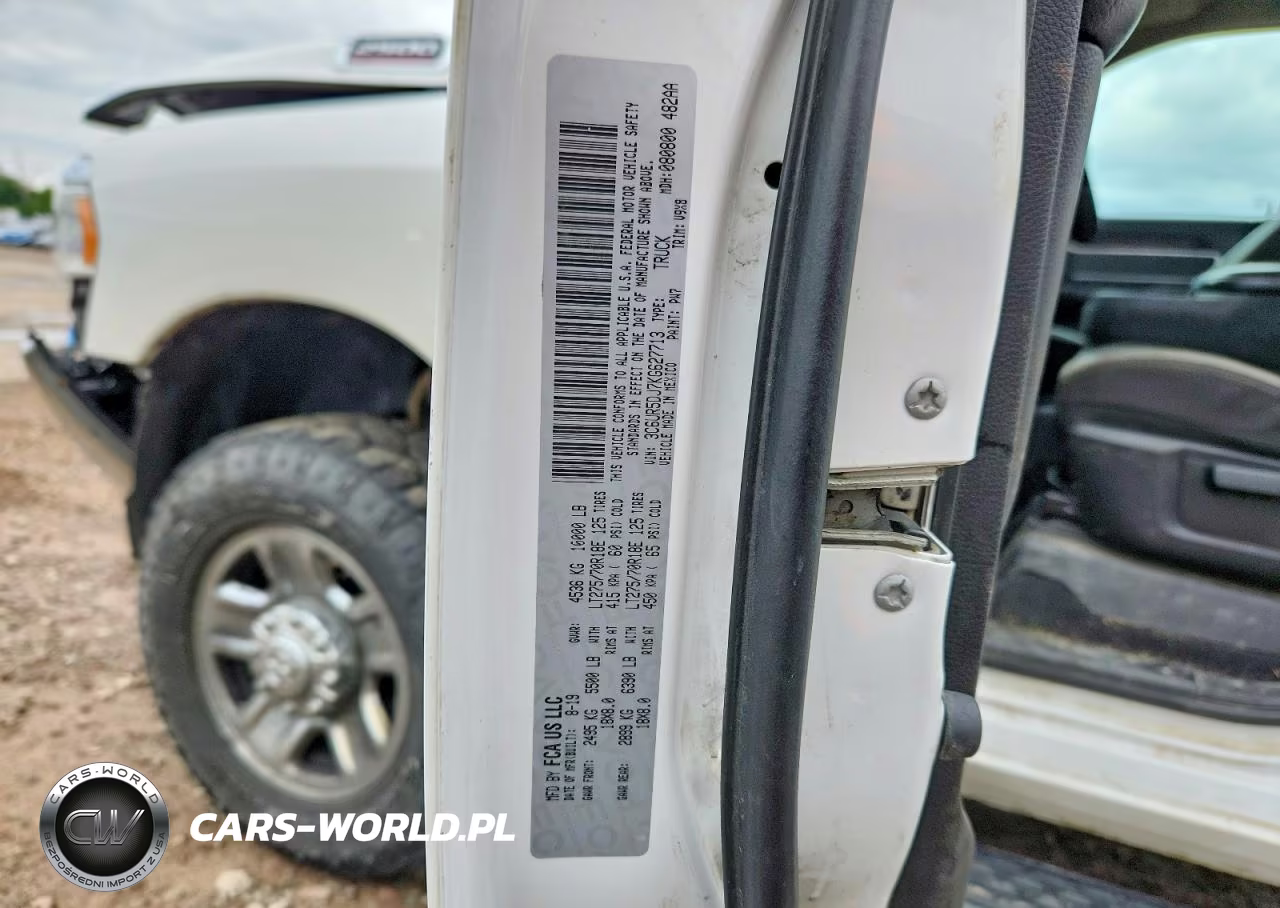 2019 Ram 2500 Big Horn VIN:3C6UR5DJ7KG627713 - 12
