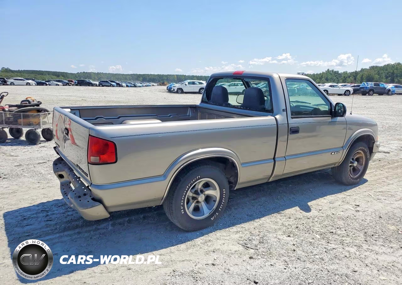 1998 Chevrolet S Truck S10 VIN:1GCCS14X6WK125831 - 3
