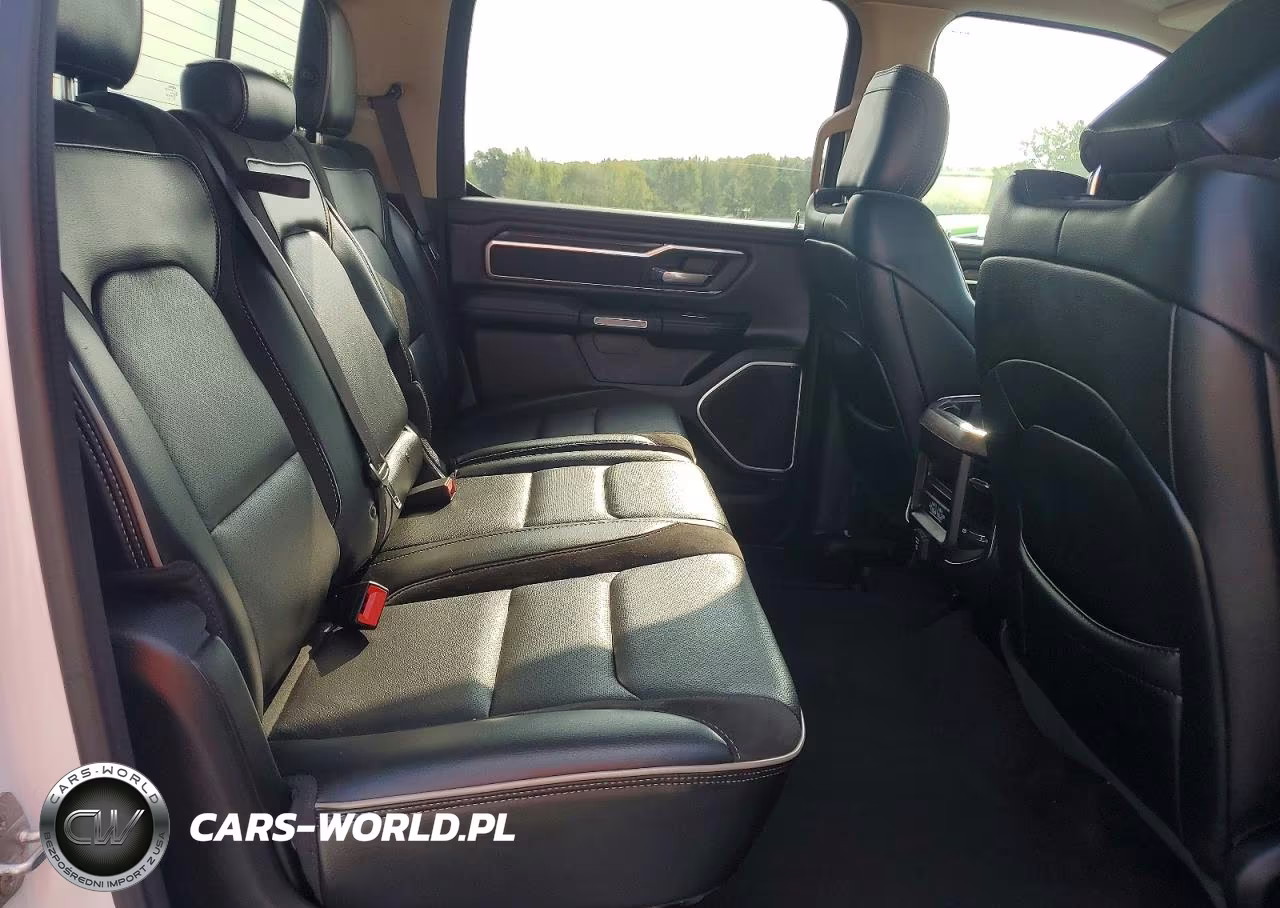 2020 Ram 1500 Laramie VIN:1C6SRFJT4LN116617 - 10