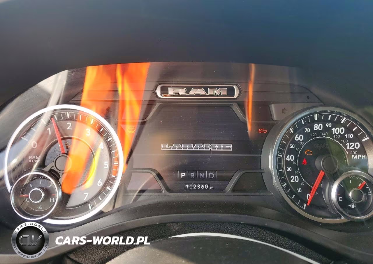 2020 Ram 1500 Laramie VIN:1C6SRFJT4LN116617 - 9