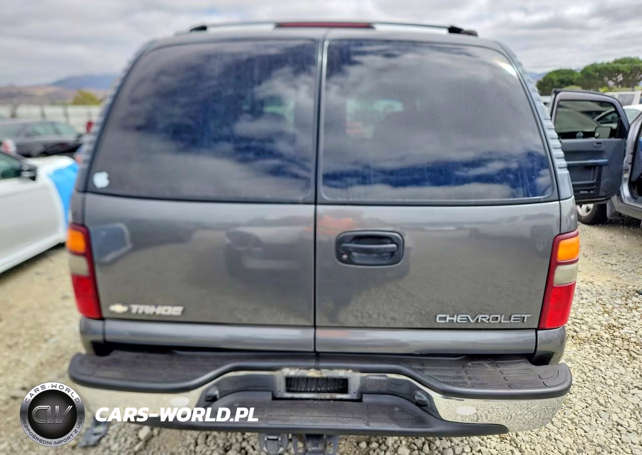 2002 Chevrolet Tahoe C1500 VIN:1GNEC13T72R225627 - 6