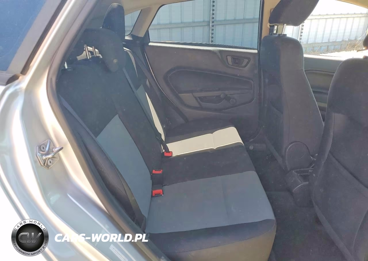 2015 Ford Fiesta S VIN:3FADP4AJ9FM160448 - 10