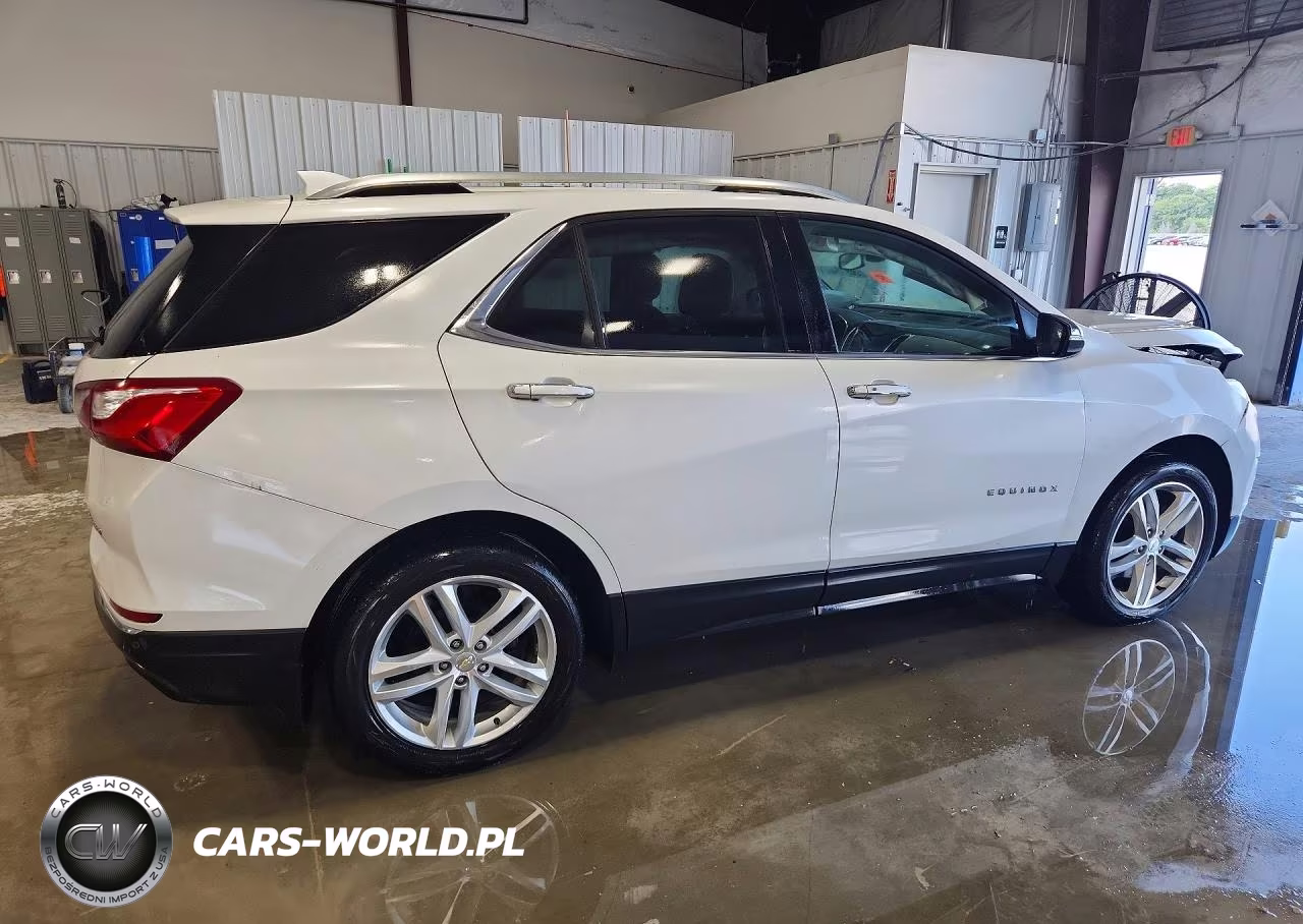 2020 Chevrolet Equinox Premier VIN:2GNAXYEX6L6223893 - 3