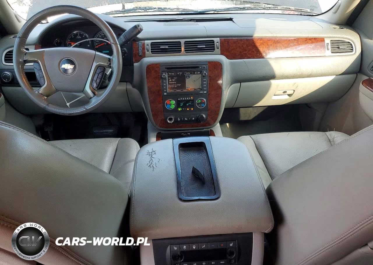 2010 Chevrolet Tahoe C1500 Ltz VIN:1GNUCCE06AR152159 - 8