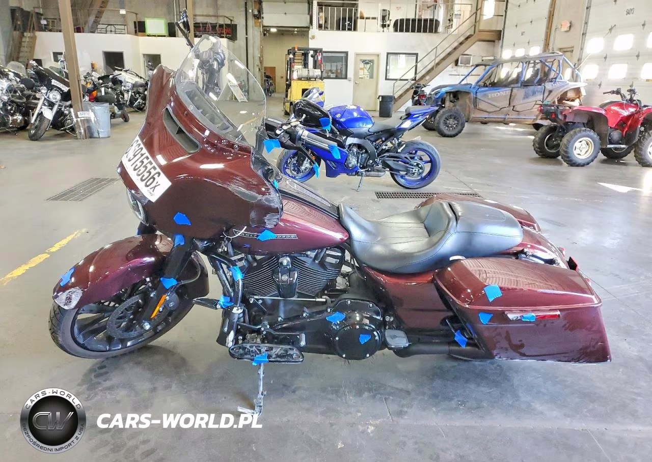 2018 Harley-Davidson Flhxs Street Glide Special VIN:1HD1KRC1XJB631821 - 3