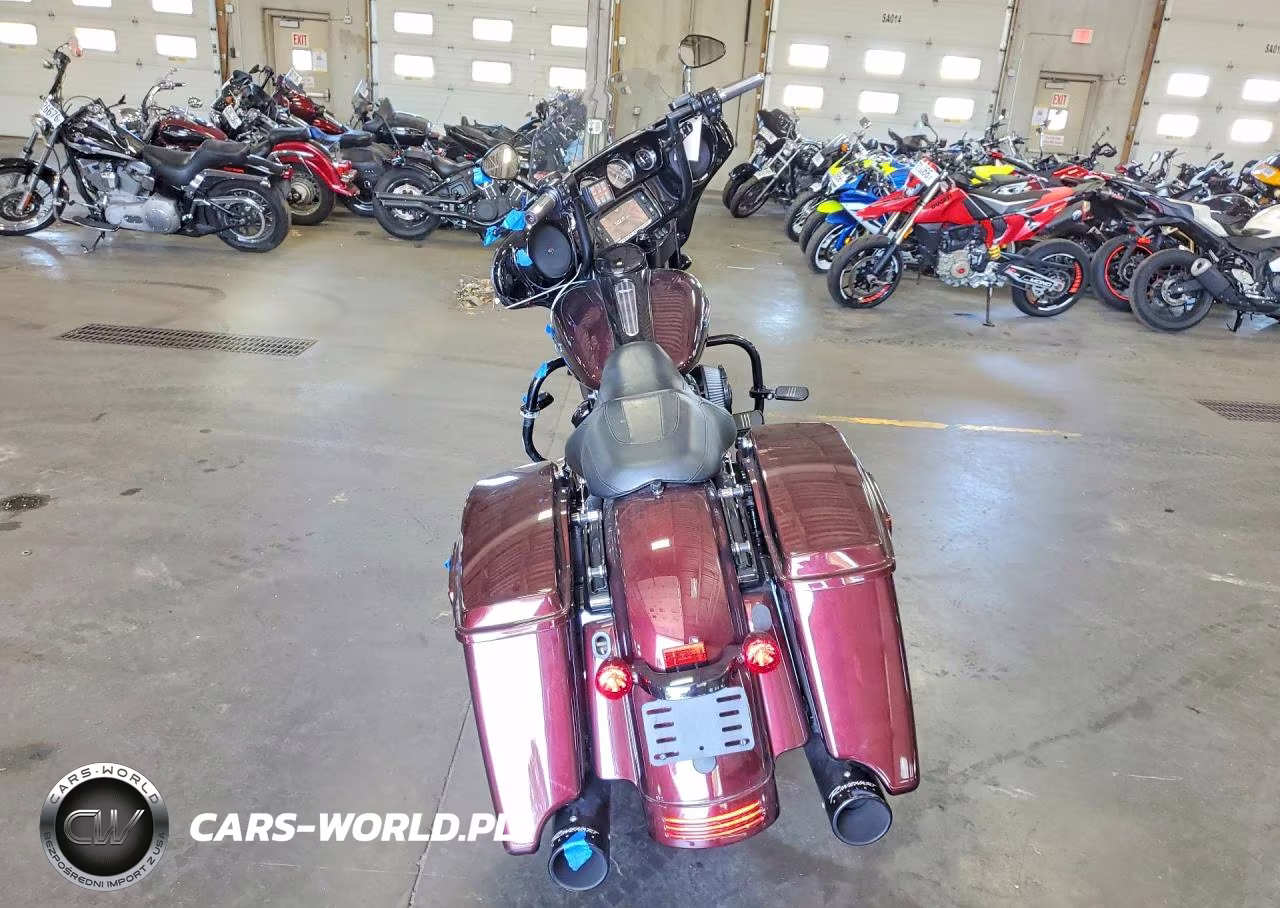 2018 Harley-Davidson Flhxs Street Glide Special VIN:1HD1KRC1XJB631821 - 4