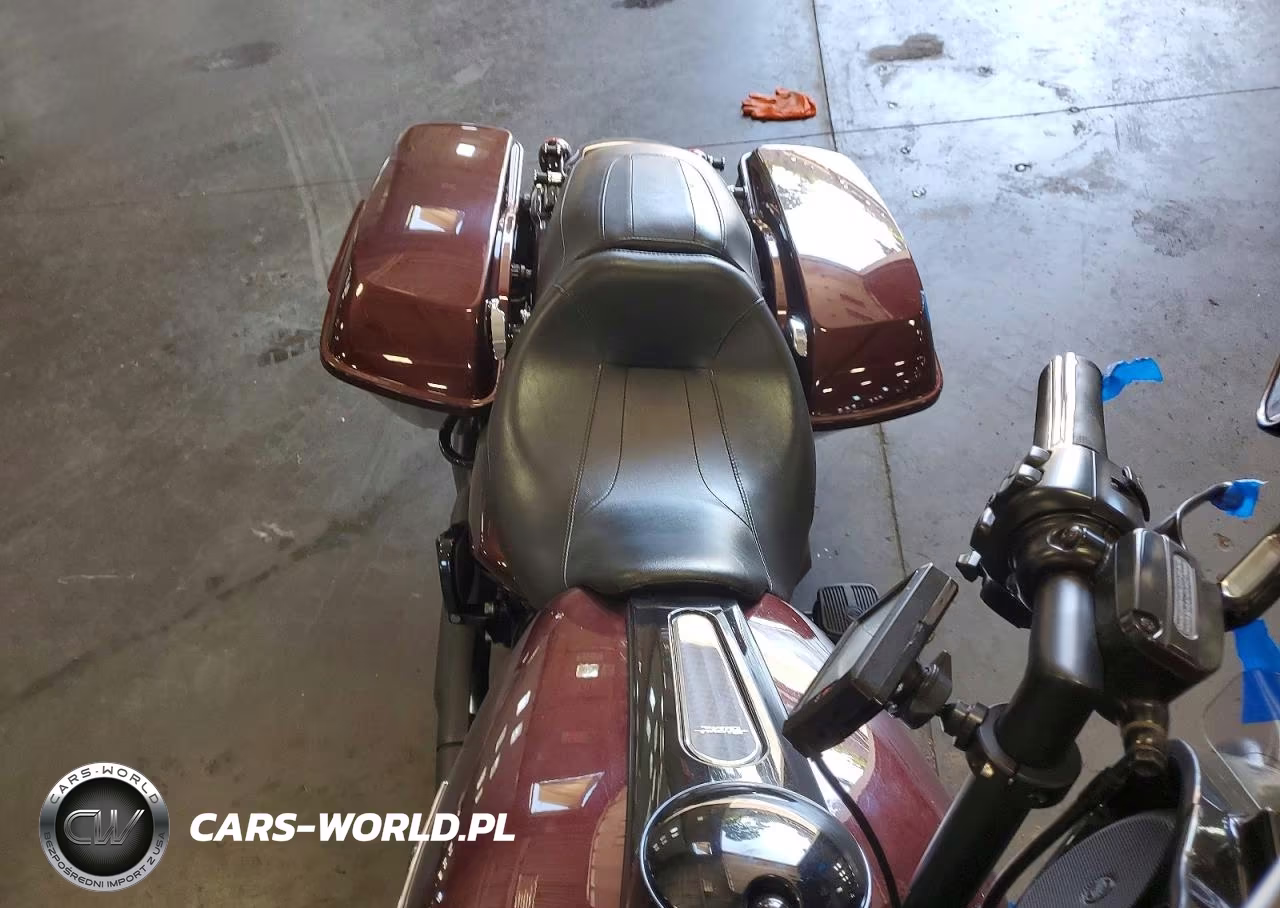 2018 Harley-Davidson Flhxs Street Glide Special VIN:1HD1KRC1XJB631821 - 5