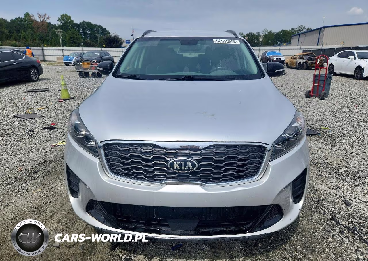 2020 Kia Sorento S VIN:5XYPG4A55LG710232 - 5