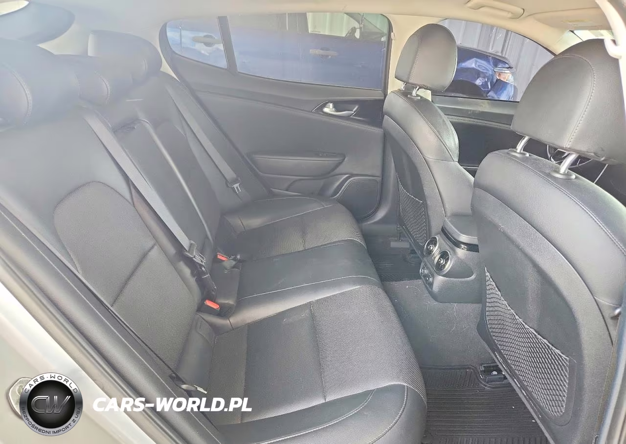 KIA STINGER VIN:KNAE15LA3J6031324 - 10