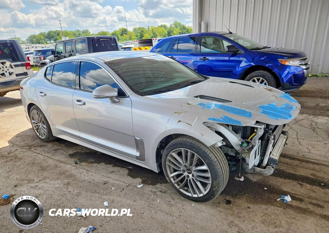 KIA STINGER VIN:KNAE15LA3J6031324 - 4