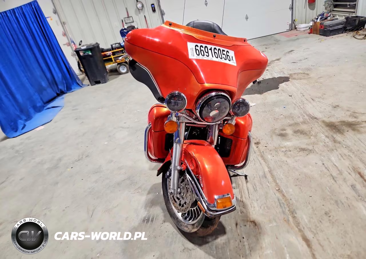 2012 Harley-Davidson Flhtcu Ultra Classic Electra Glide VIN:1HD1FCM10CB690976 - 2