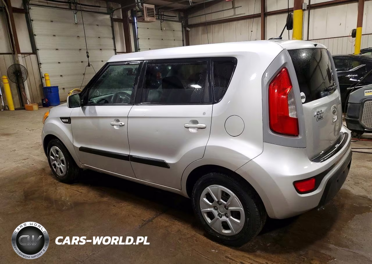 2012 Kia Soul Base VIN:KNDJT2A52C7435812 - 2