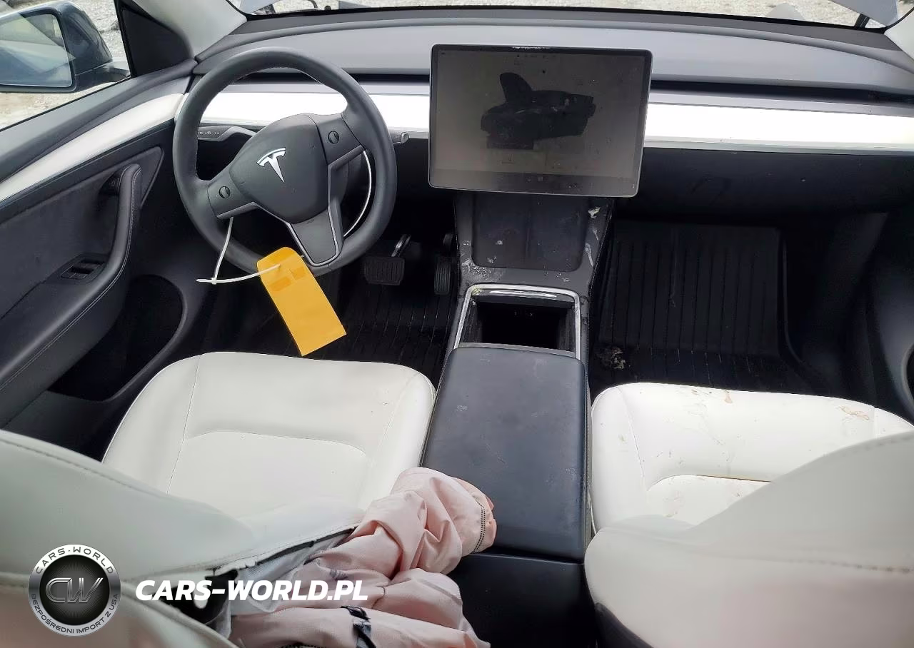 2024 Tesla Model Y VIN:7SAYGDED2RF185140 - 8