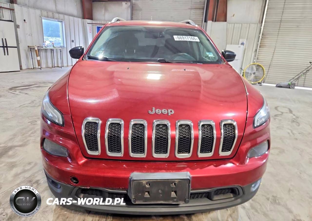 2014 Jeep Cherokee Latitude VIN:1C4PJMCS9EW226445 - 5