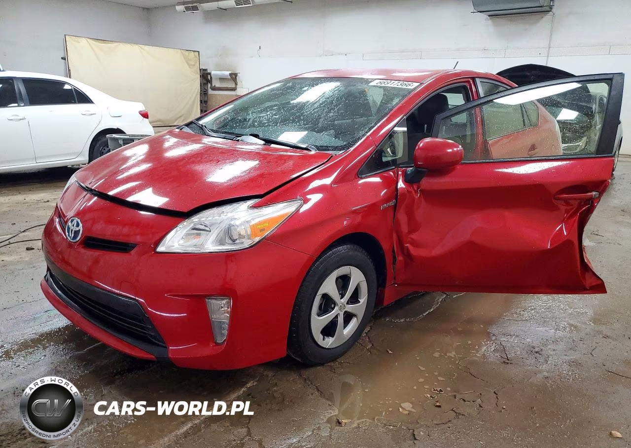 2013 Toyota Prius Two