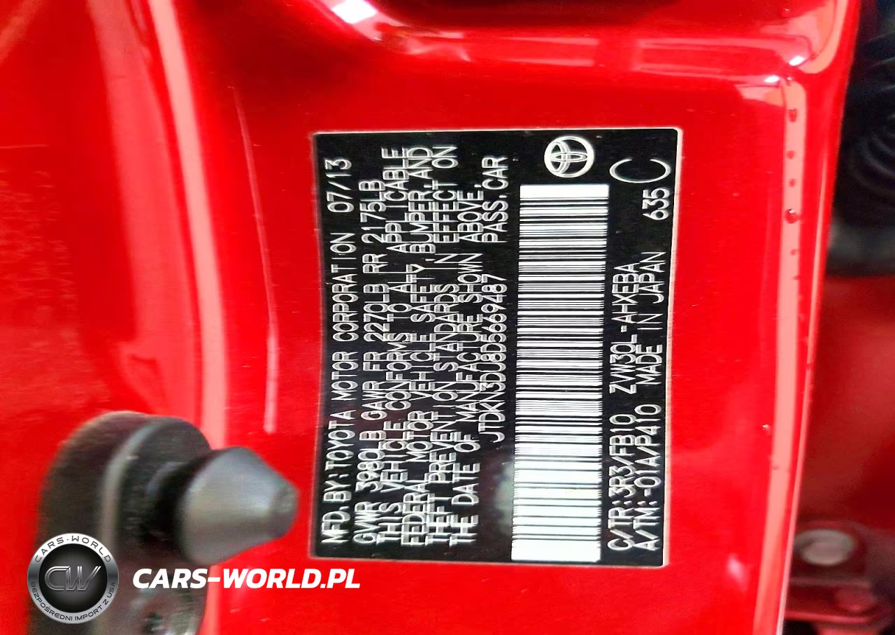 2013 Toyota Prius Two VIN:JTDKN3DU8D5669487 - 13