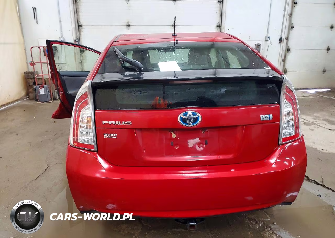 2013 Toyota Prius Two VIN:JTDKN3DU8D5669487 - 6