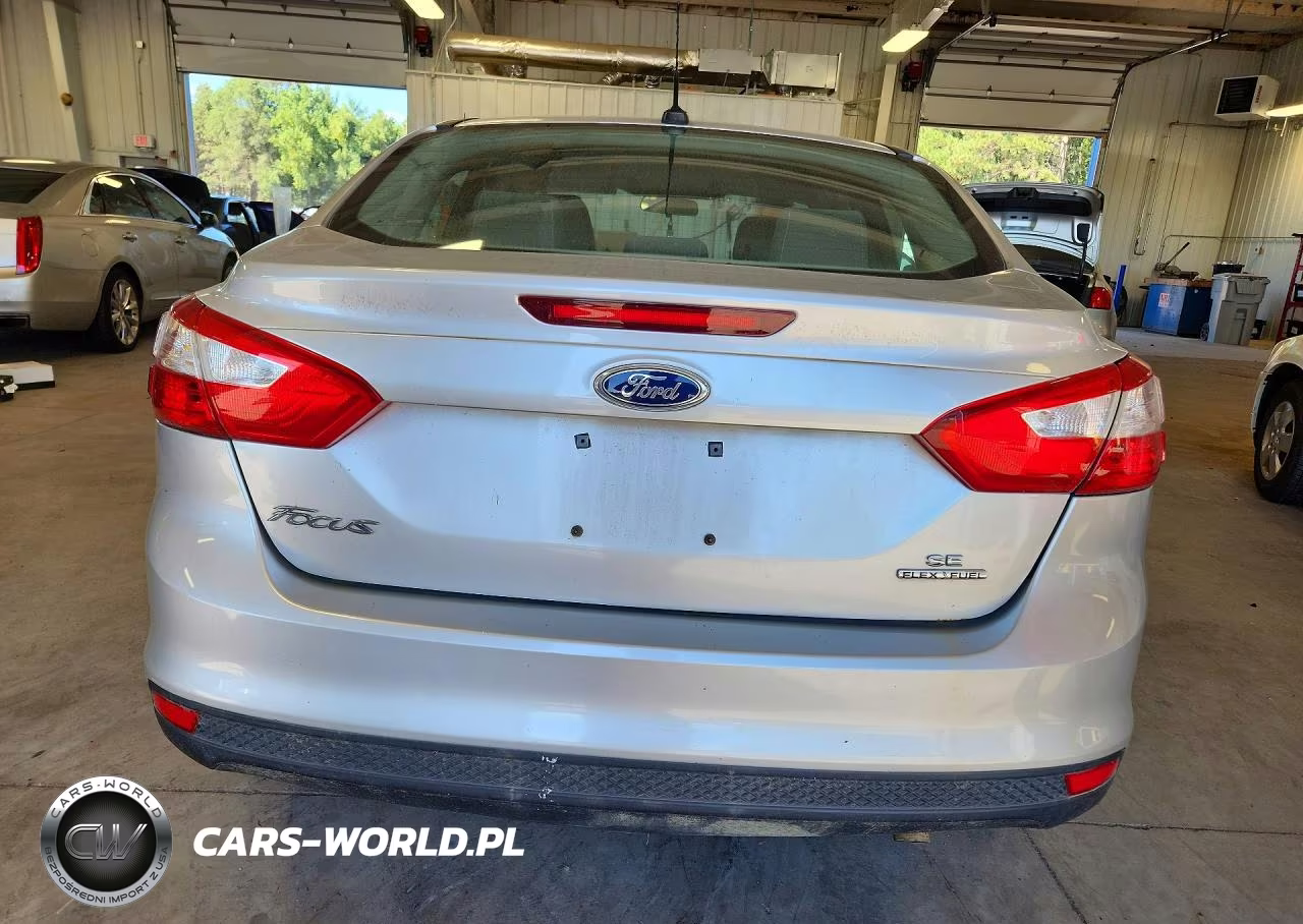 2012 Ford Focus Se VIN:1FAHP3F24CL424380 - 6