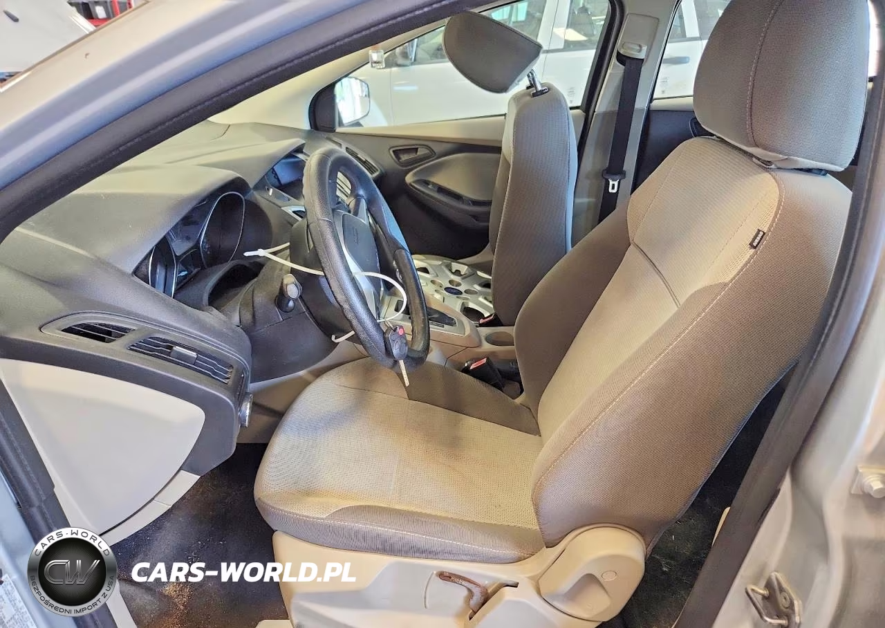 2012 Ford Focus Se VIN:1FAHP3F24CL424380 - 7