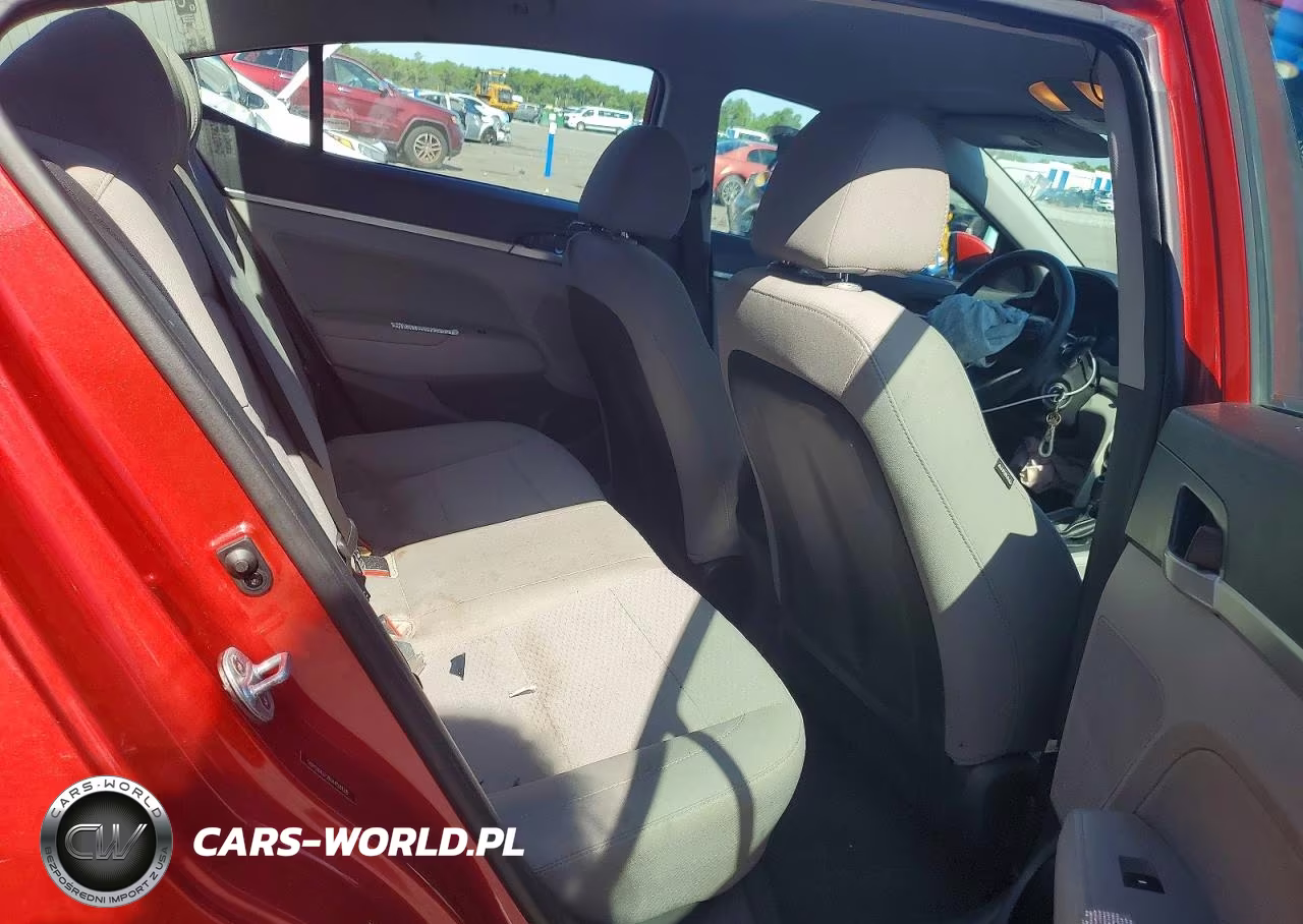 2019 Hyundai Elantra Sel VIN:5NPD84LF2KH458128 - 10