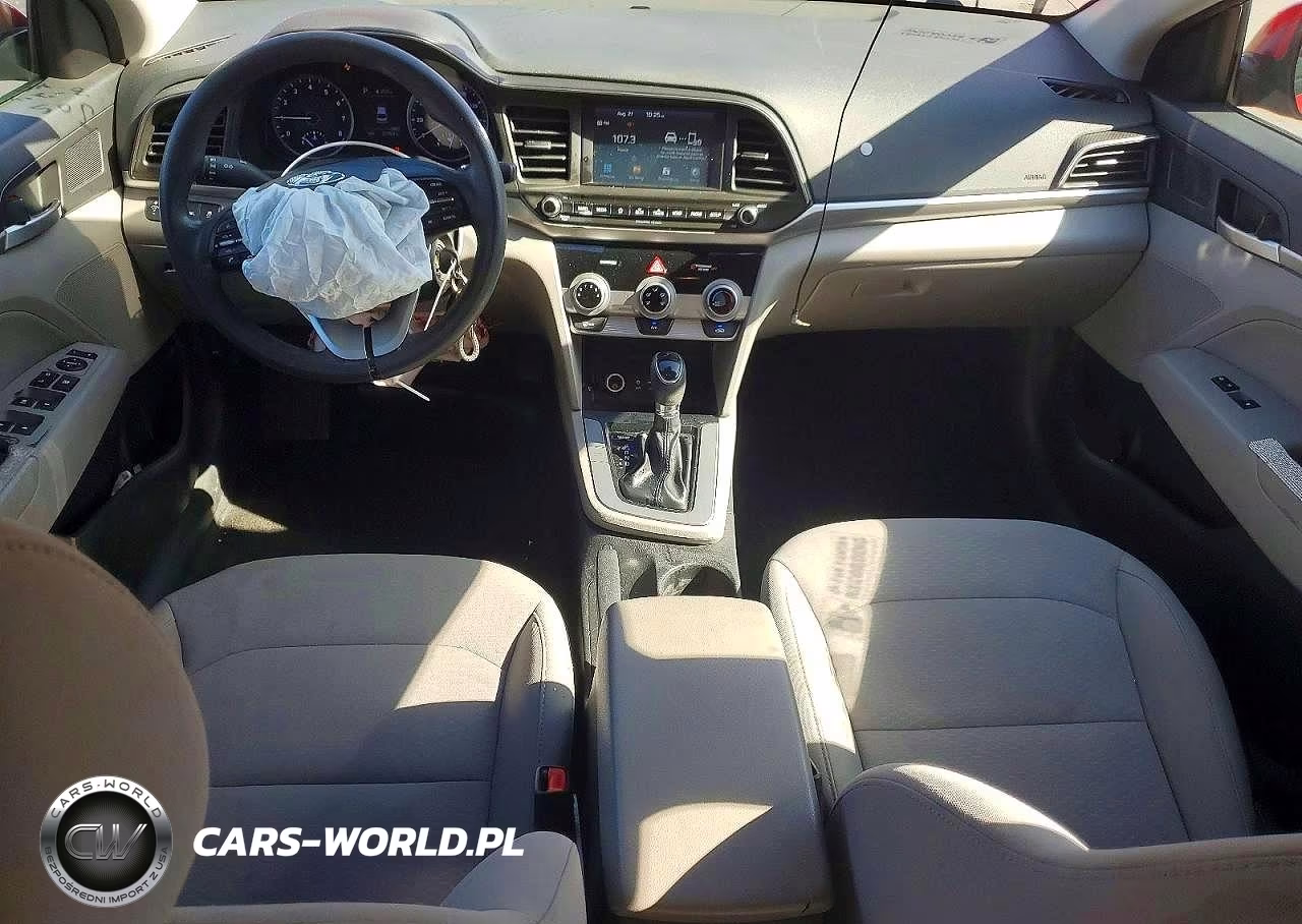 2019 Hyundai Elantra Sel VIN:5NPD84LF2KH458128 - 8