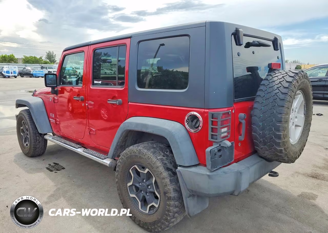 2008 Jeep Wrangler Unlimited X VIN:1J4GA39158L636278 - 2