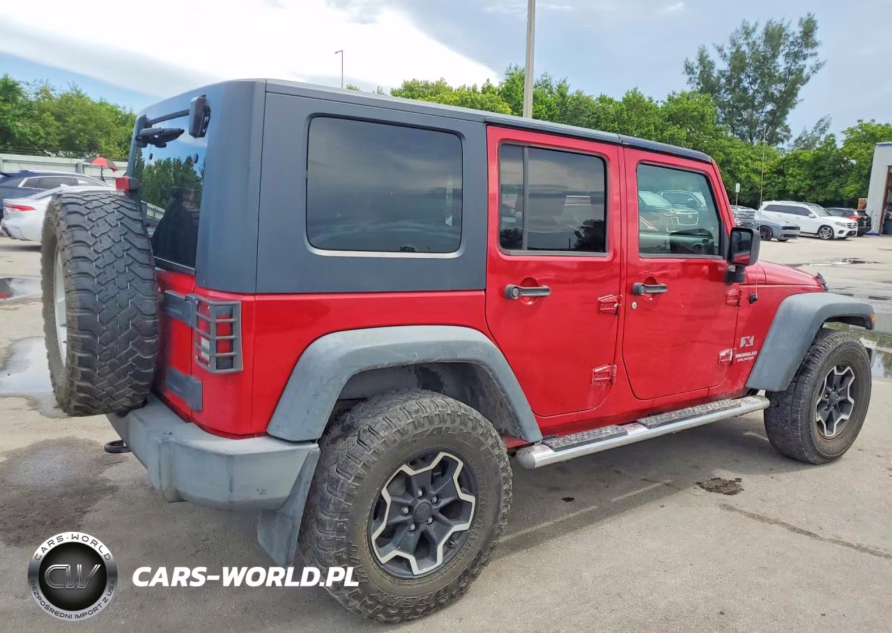 2008 Jeep Wrangler Unlimited X VIN:1J4GA39158L636278 - 3