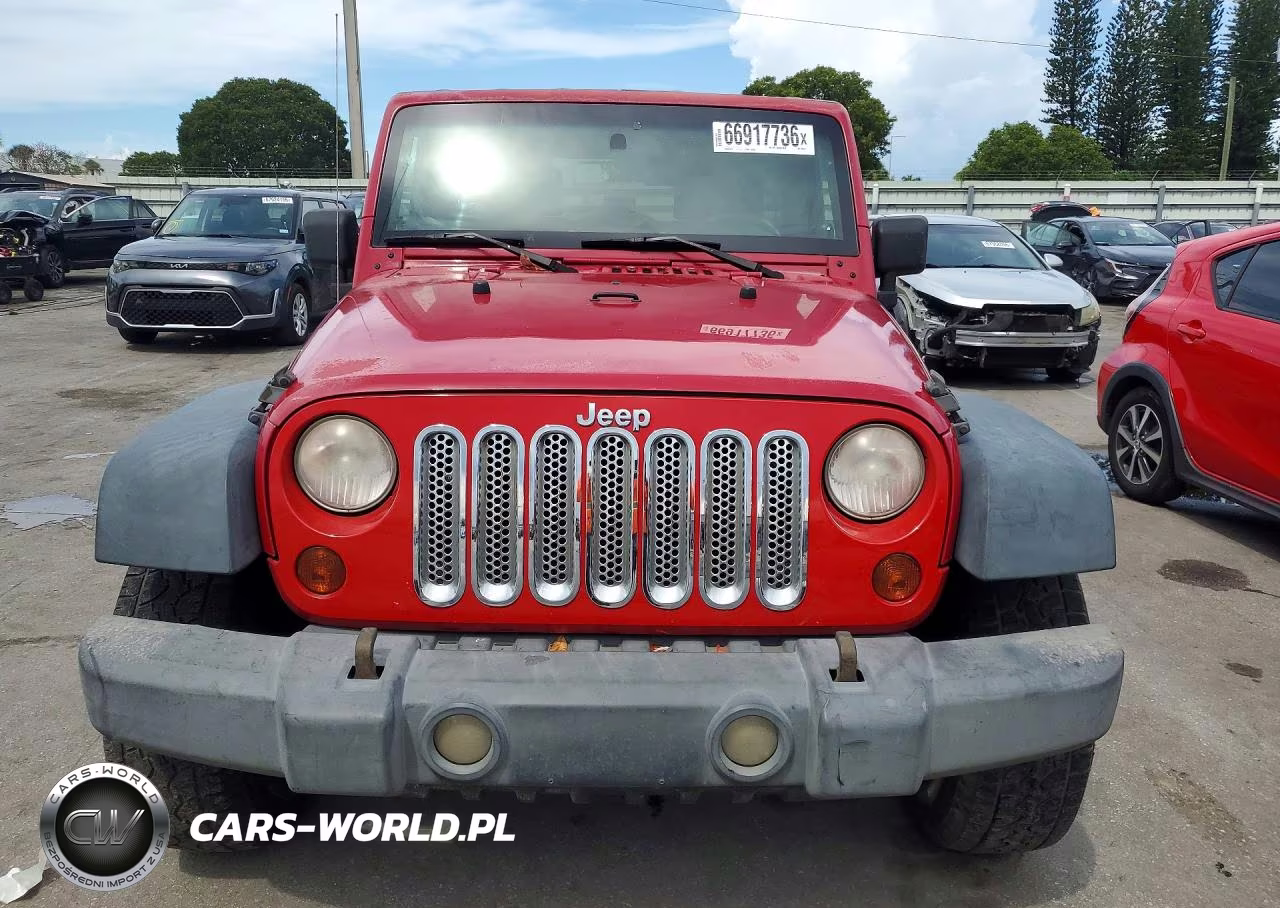 2008 Jeep Wrangler Unlimited X VIN:1J4GA39158L636278 - 5
