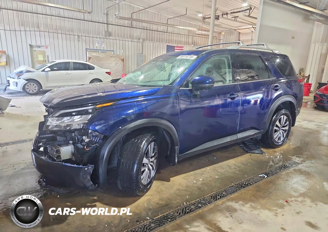 2023 Nissan Pathfinder Sl