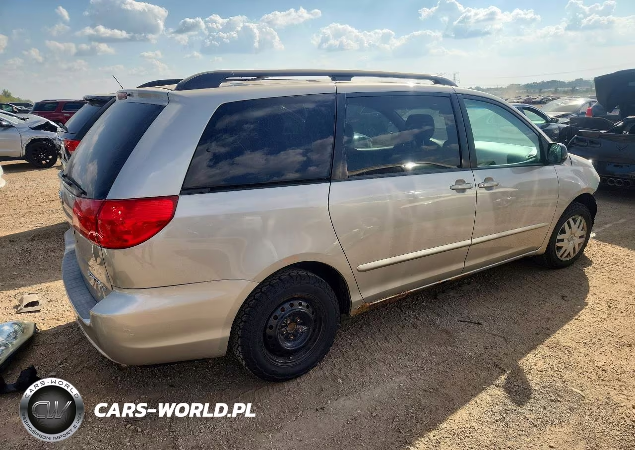 2007 Toyota Sienna Le 8-Passenger VIN:5TDZK23C97S075080 - 3