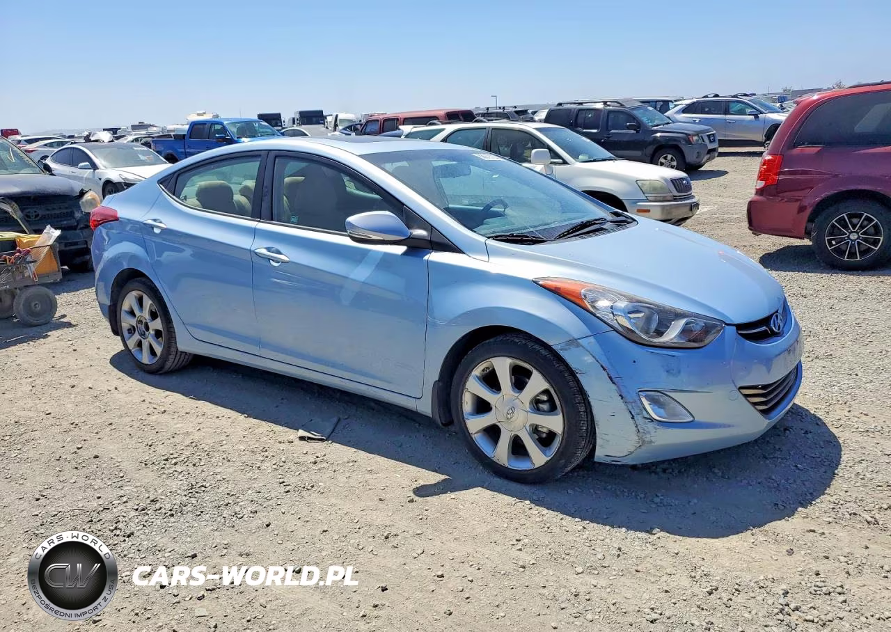 2013 Hyundai Elantra Limited VIN:KMHDH4AE9DU564218 - 4