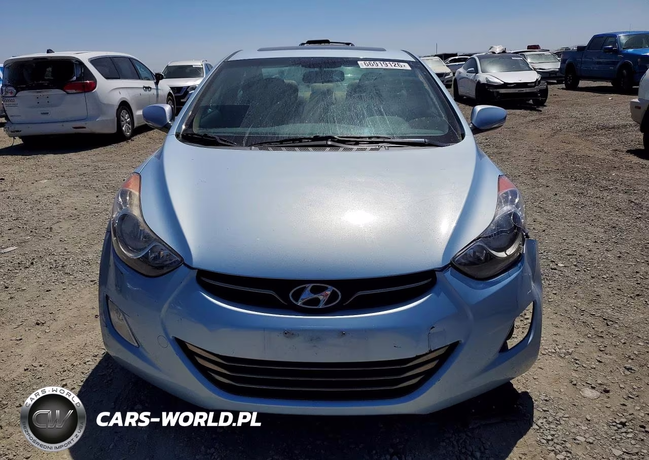 2013 Hyundai Elantra Limited VIN:KMHDH4AE9DU564218 - 5
