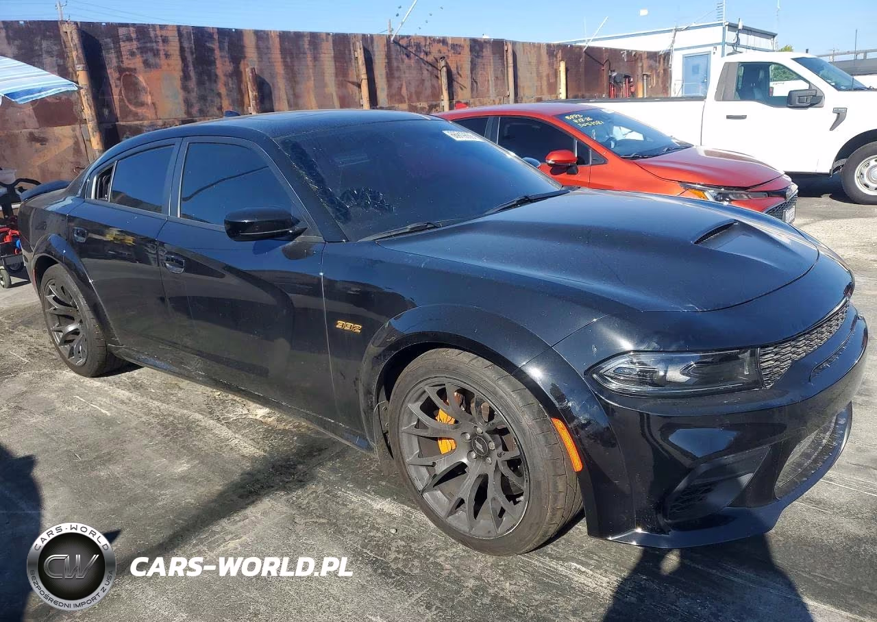 2023 Dodge Charger Scat Pack VIN:2C3CDXGJ2PH523328 - 4