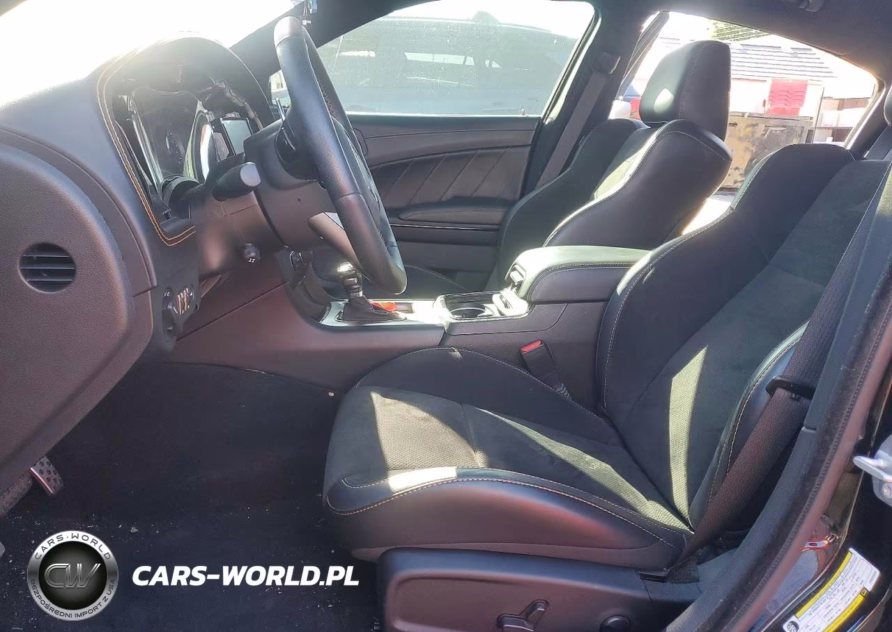 2023 Dodge Charger Scat Pack VIN:2C3CDXGJ2PH523328 - 7