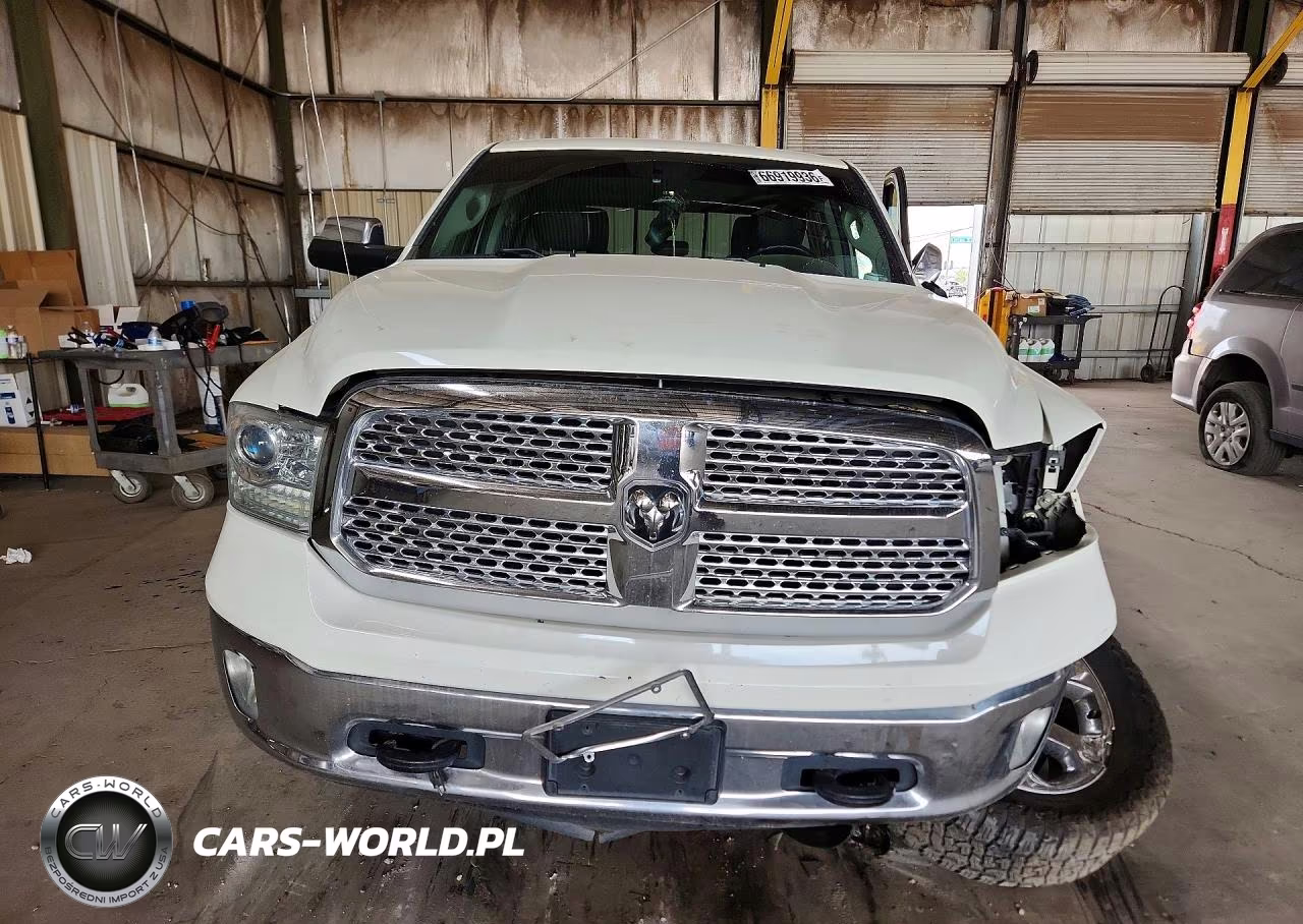 2016 Ram 1500 Laramie VIN:1C6RR7VTXGS323258 - 5