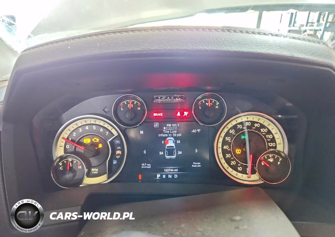 2016 Ram 1500 Laramie VIN:1C6RR7VTXGS323258 - 9