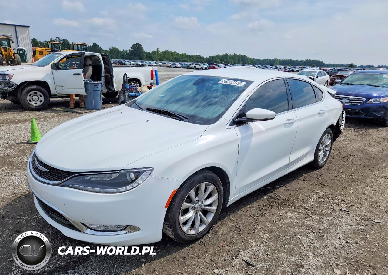 2015 Chrysler 200 C VIN:1C3CCCCG2FN572850 - 1