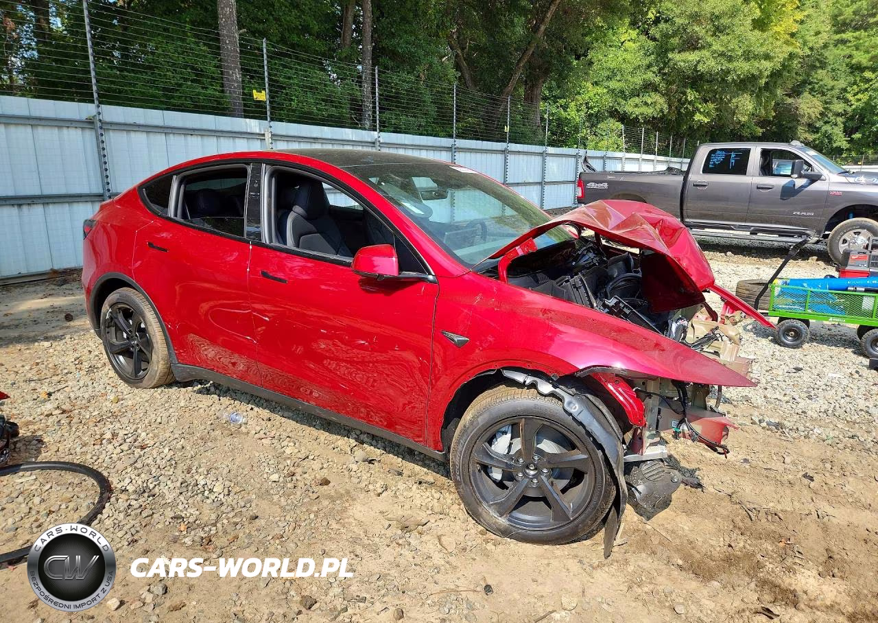2026 Tesla Model Y VIN:7SAYGDEE0TA741085 - 4