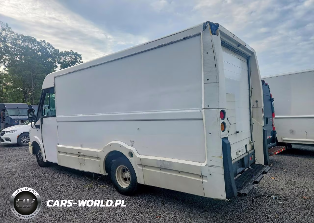 2013 Isuzu Npr VIN:JALB4T179D7W00330 - 2