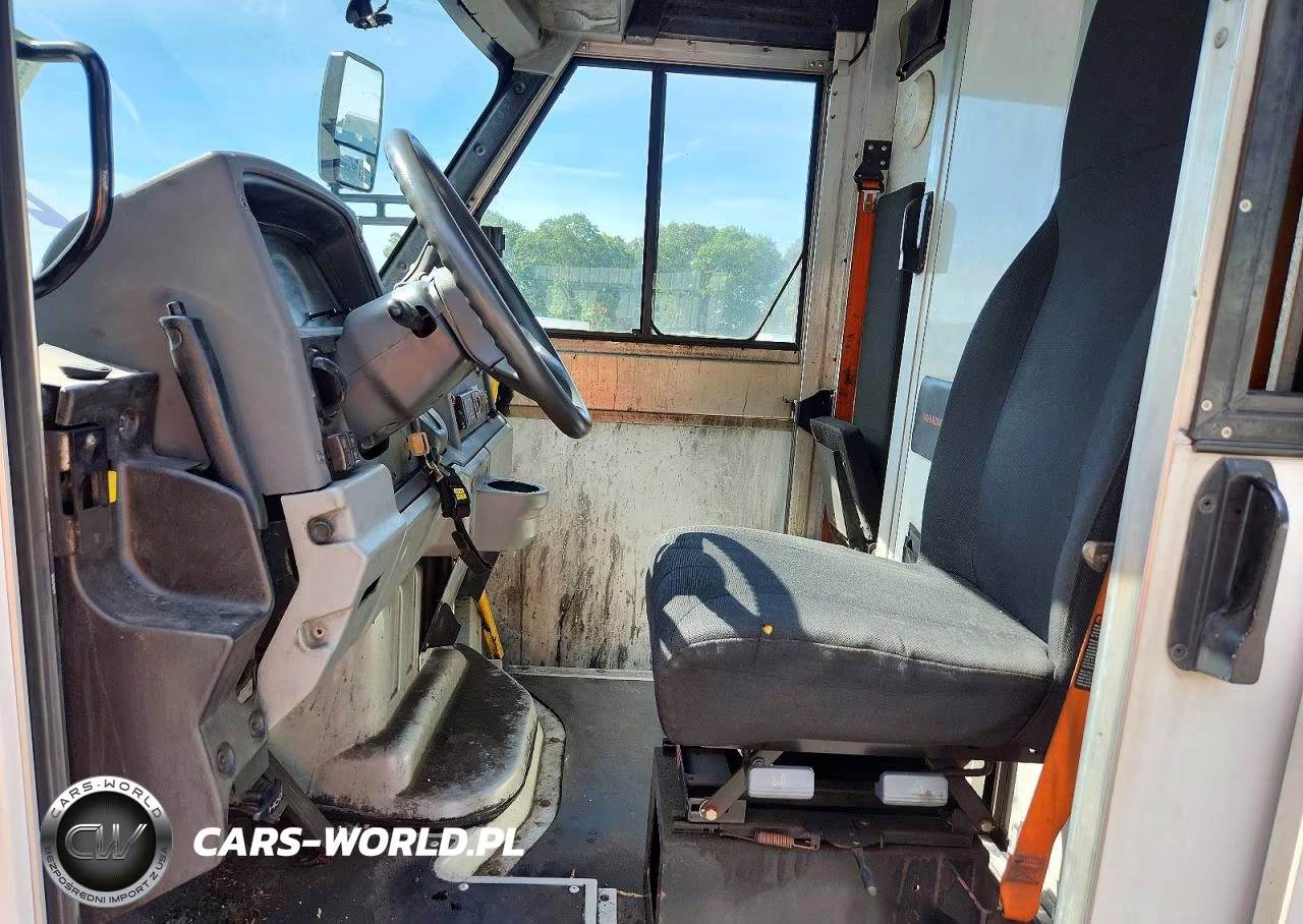 2013 Isuzu Npr VIN:JALB4T179D7W00330 - 7