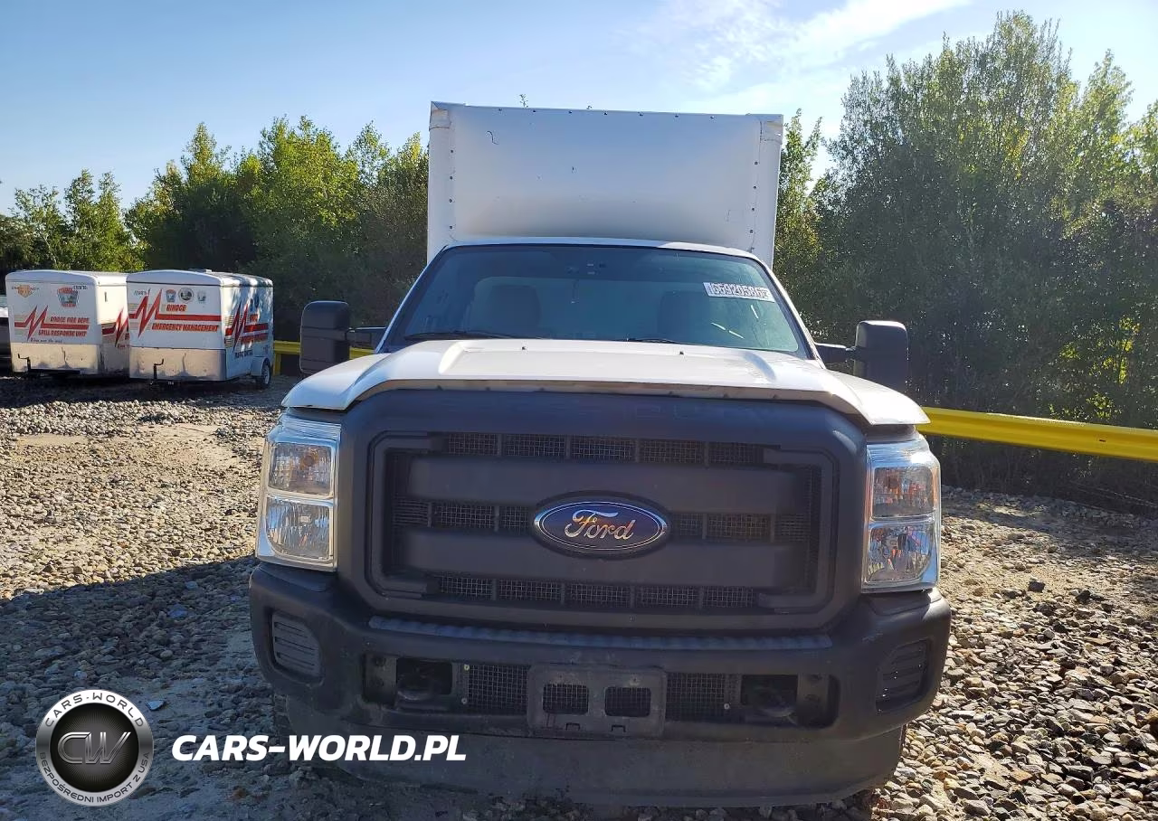 2015 Ford F250 Super Duty Box Truck VIN:1FDBF2B65FED21561 - 5