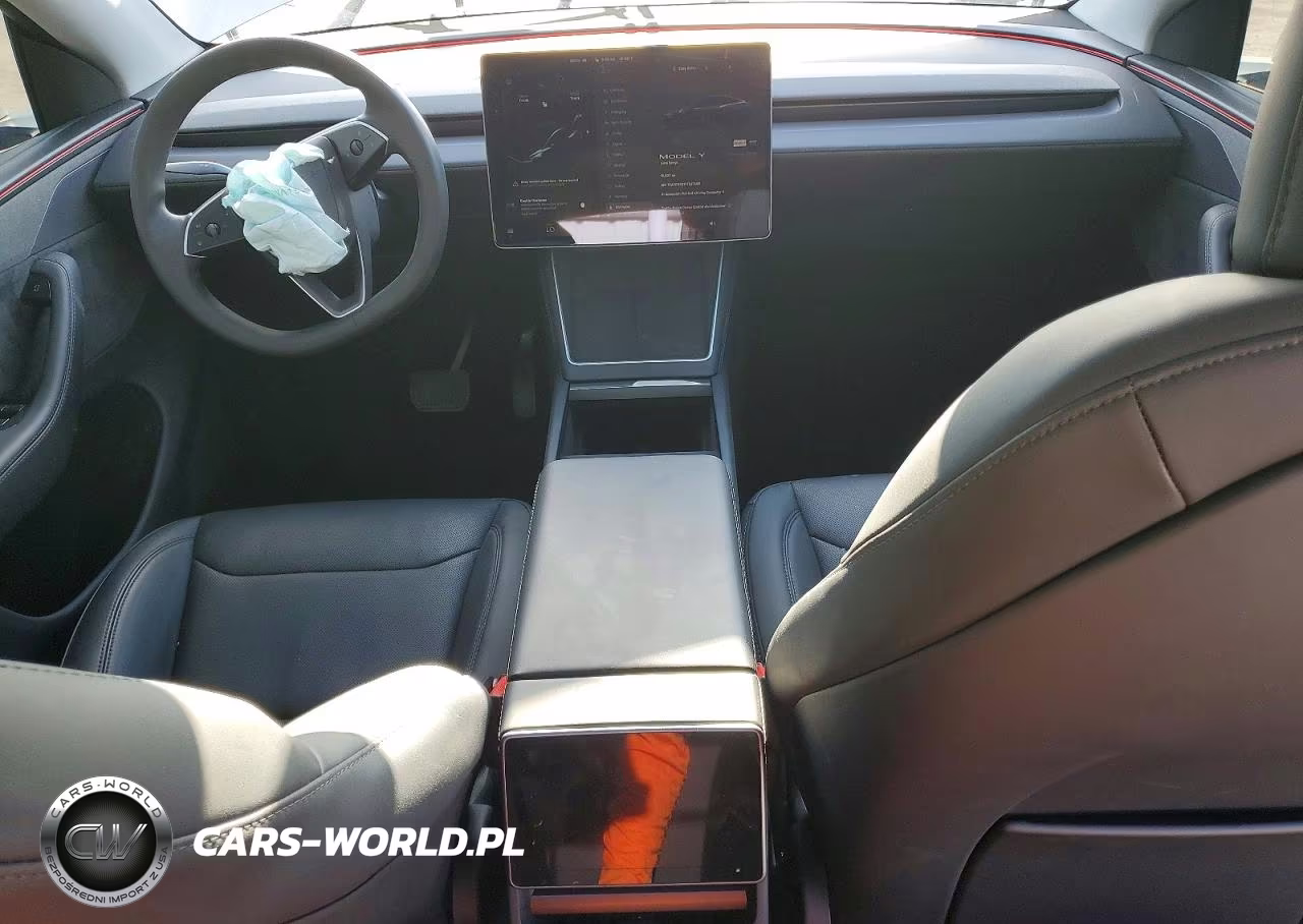 2026 Tesla Model Y VIN:7SAYGDED1TF527488 - 8
