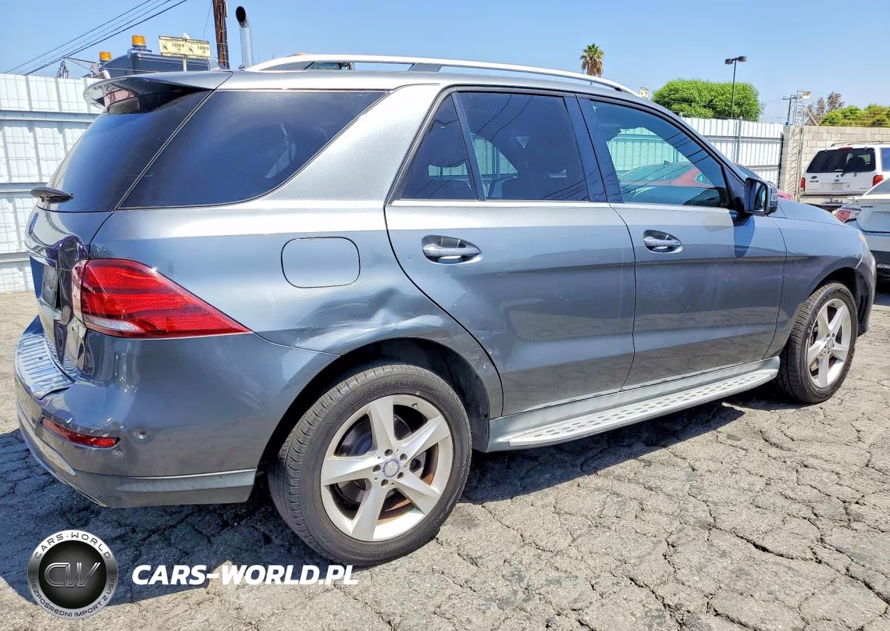 2017 Mercedes-Benz Gle 350 VIN:4JGDA5JB6HA880974 - 3